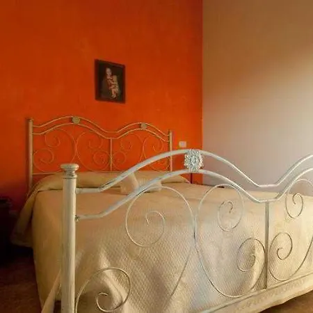 La Maddalena Hotel *